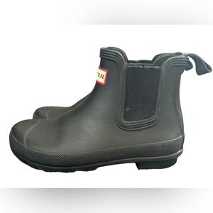 Hunter Original Waterproof Chelsea Rain Boot (Women) size 6